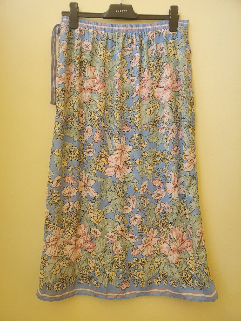 Max Studio Floral Maxi - Picture 6 of 6